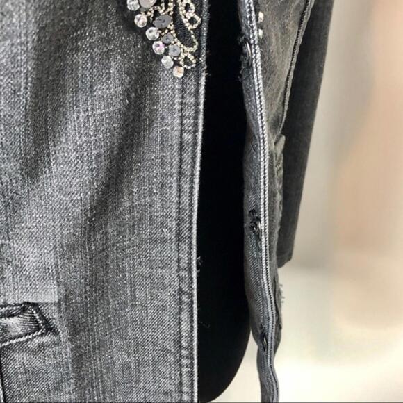 Chicos Heritage Denim‎ Beaded Jean Jacket Sz M or 1 - Picture 10 of 10